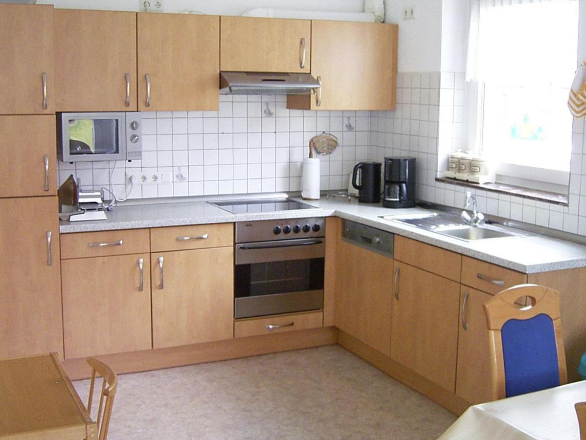 Ferienhaus Und Ferienwohnung Knappstein Moehnesee Exterior photo